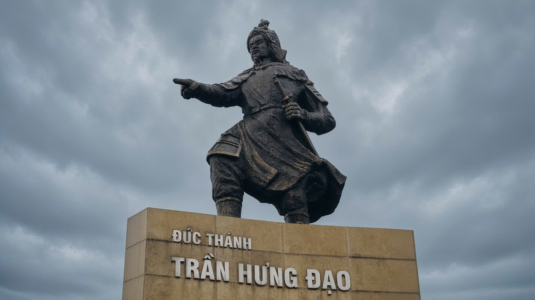Tưởng niệm Đức Thánh Trần - tiếp nối hào khí, gìn giữ non sông, vun đắp hòa bình